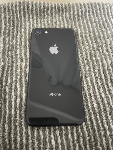 iPhone8 SIMフリー初期化済み