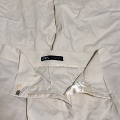 ZARA パンツ ホワイト Mサイズの画像