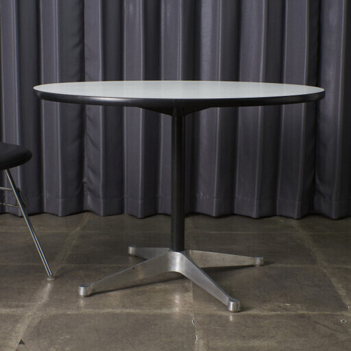 【発送の場合は即購入不可】 ハーマンミラー Herman Miller コントラクトベース テーブル イームズ コーヒーテーブル 白 