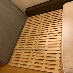 ベッド（ダブルサイズ）の画像