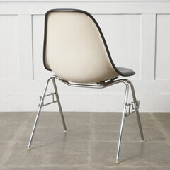 【発送の場合は即購入不可】 Herman Miller イームズ サイドシェルチェア ヴィンテージ スタッキングベース FRP Eames 椅子 ハーマンミラー ビンテージ 名作 97227の画像