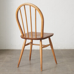 【発送の場合は即購入不可】 ercol フープバックチェア 4本 スポーク アーコール ダイニングチェア 英国 ヴィンテージ 曲木 椅子 エルム 天然木 イギリス 98040の画像