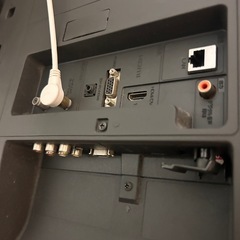 ３２型　比較的軽量テレビです。の画像
