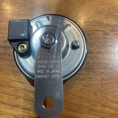 トヨタ　純正ホーンの画像