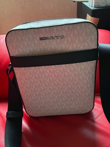 【美品】Michael Kors MKモノグラムショルダーバッグ