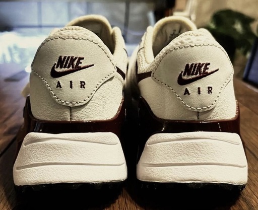 ?NIKE Air Max Systemホワイトｘダークチームレッド24.0