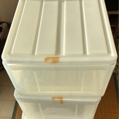 衣装ケース３個の画像