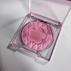 DAISY DOLL デイジードール  パウダーブラッシュブルーム 07 ウヌボレピーチ  の画像