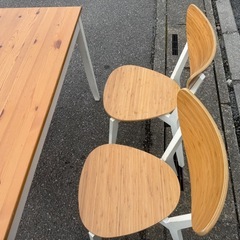 IKEA ダイニングテーブルセット　イス4脚
の画像