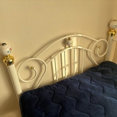 本日限り④シングルベッドの画像