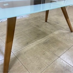NOCE ガラス ローテーブル 中古美品 家具  の画像