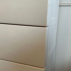 衣装ケースの画像