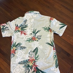 ポロゆし　Sサイズ 花柄　メンズの画像