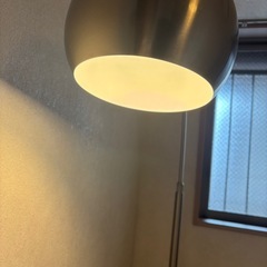 寝室などに　フロアランプPTL-1823NIの画像