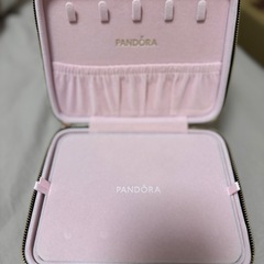 Pandoraアクセサリーケースの画像