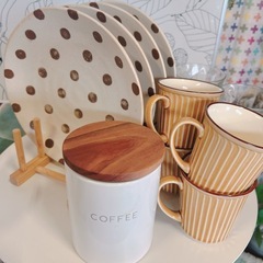 食器セットの画像