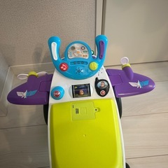 バズ四輪車の画像