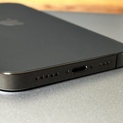 極美品　iPhone 12 pro 128gb SIMフリー
の画像