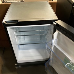 石2603-0082 ハイセンス　2024年製冷凍冷蔵庫135L 動作確認済み　中古美品　HR-G13C-BRの画像