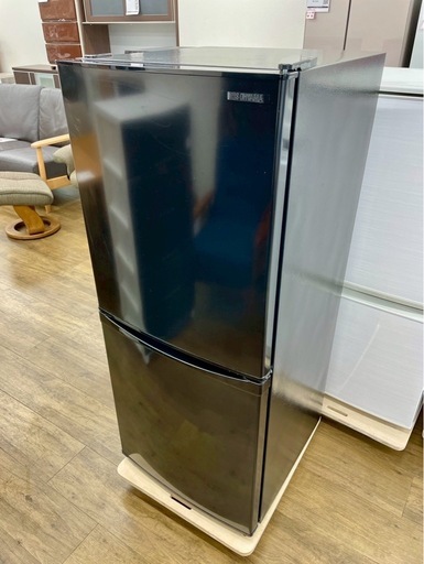 【760】 冷蔵庫 2ドア アイリスオーヤマ 142ℓ 2025年製 ブラック IRSD-14A-B　右開き 