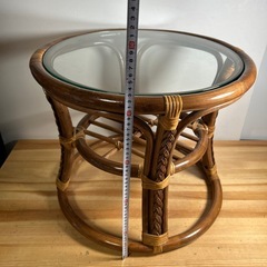 ラタンガラステーブルの画像