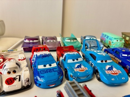 カーズ ミニカー 30台セット まとめ売り（マックィーン、ミス・フリッター等