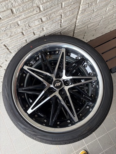 ヨコハマ　225/40r19 タイヤ　ホイール