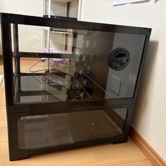 爬虫類飼育ケージの画像
