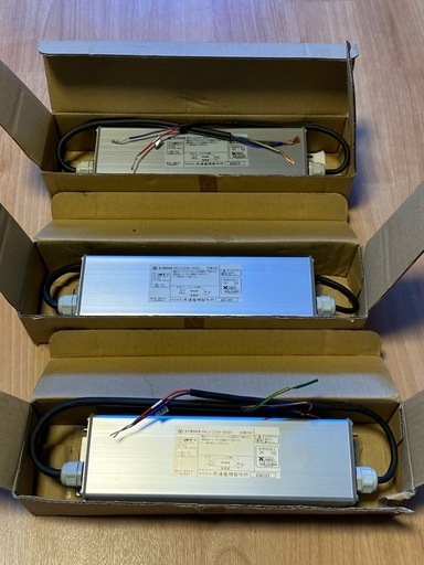 新品未使用　変圧器（トランス）　出力DC24V  　容量150W