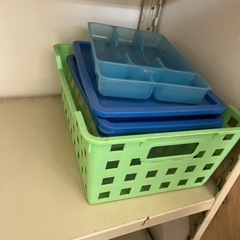 掃除機、ファイルケース他の画像