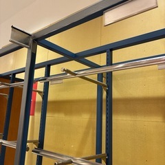 アパレル2段ラックの画像