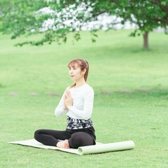 水曜午後のやさしいヨガの画像