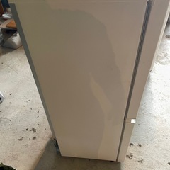 1人用　冷蔵庫    アクア　ノンフロン 冷凍冷蔵庫　2019年式の画像
