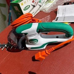 1256😸　マキタ ミニ生垣バリカン MUH231 230mmの画像