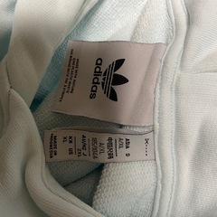 adidas アディダス　パーカー　　水色の画像