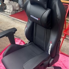 AKRECING　akレーシング ゲーミングチェアの画像