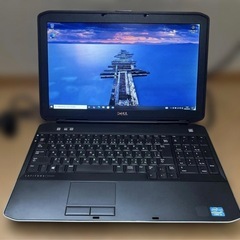 DELL latitube E5530 ノートパソコンの画像