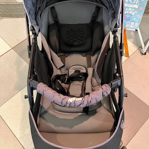 Aprica　ベビーカー 新生児可 美品