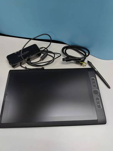 【現状品】Wacom MobileStudio Pro 13 液タブ DTH-W1320