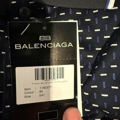 バレンシアガポロシャツ未使用の画像