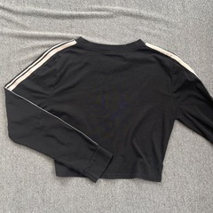 M ライン　Tシャツ　短丈　ブラックの画像