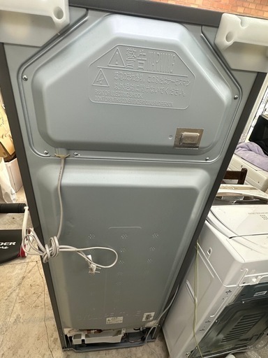 HITACHI 日立 3ドア R-27RV 2022年製ノンフロン冷凍冷蔵庫 265L