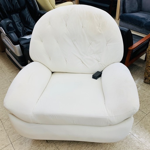 【ジモティー割引で最大15％OFF⭐️】電動1人掛けソファー リクライニングチェア ホワイト