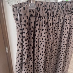 アニマル柄　スカート　サイドジップ　ハニーズの画像