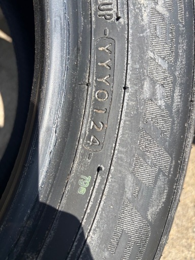 ヨコハマ　ブルーアースes32 225/55r17 4本セット　バリ溝　2024年