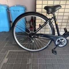 大人用自転車　27インチ　6段ギア、オートライト、鍵付き　SCALARE ブラックの画像