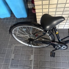 大人用自転車　27インチ　6段ギア、オートライト、鍵付き　SCALARE ブラックの画像