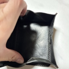 二つ折り財布の画像