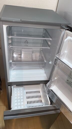 冷蔵庫　アクア　AQR-13H　6年4カ月使用　南区引取