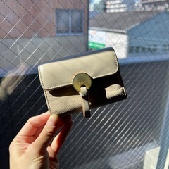 クロエの財布の画像